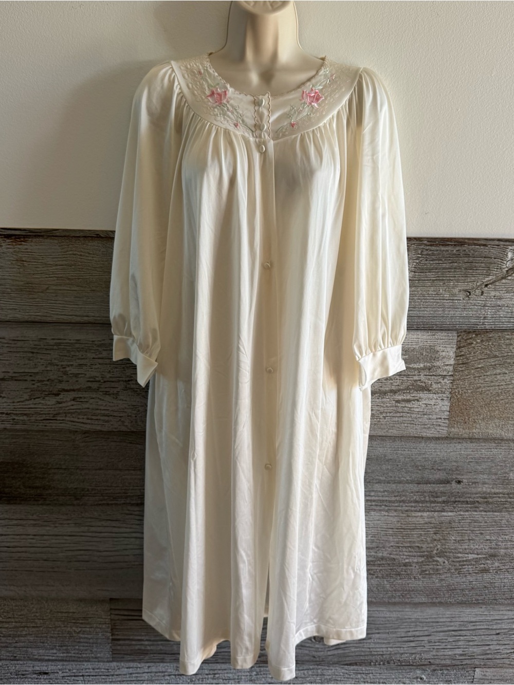 Vintage Lorraine Embroidered Rose Housecoat Nightgown Robe Large USA Repair (B1)